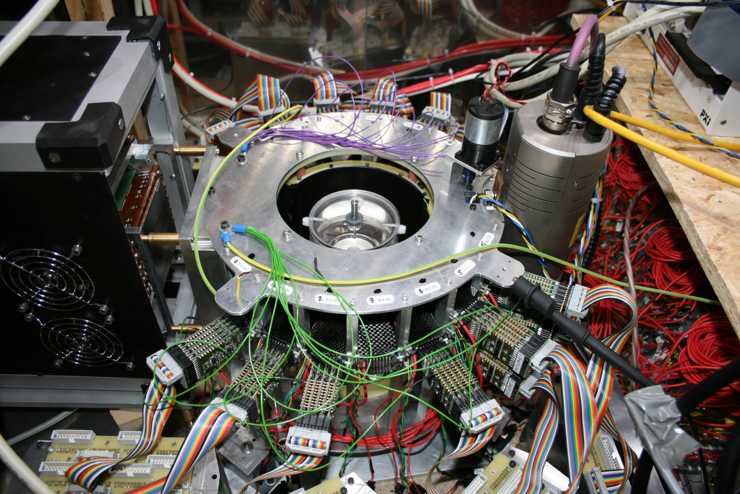 Picture of the ClearPET/XPAD demonstrator.